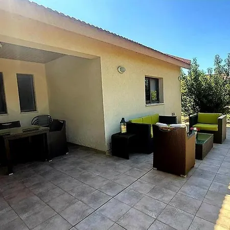 Troodos View Garden House - Сasa de vacaciones Trimiklini